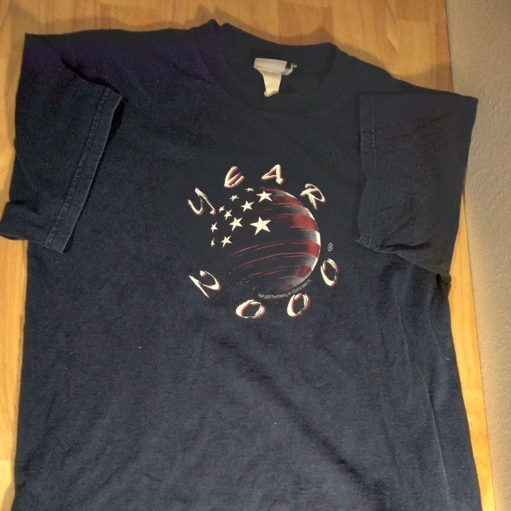 Vintage Year 2000 Y2K American Flag USA T-Shirt